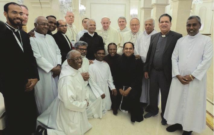 Priests, residents recall encounter with Pope