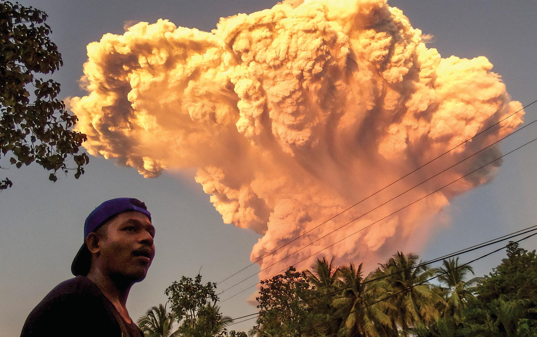 Bali flights cancelled after Indonesia volcano erupts