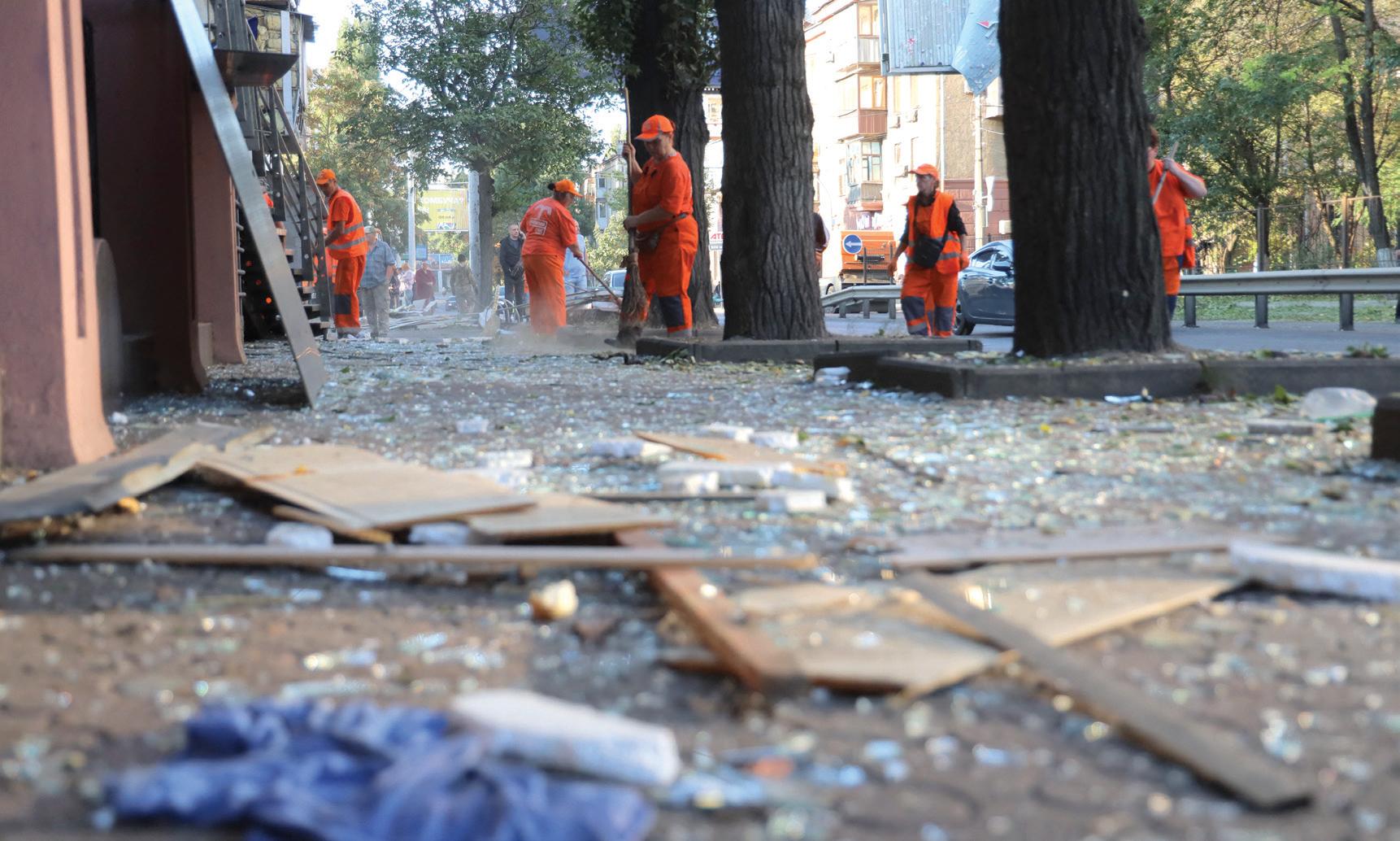 Russian attack kills 24 in Ukraine during pension distribution