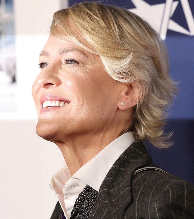 Robin Wright dons multiple hats for The Girlfriend