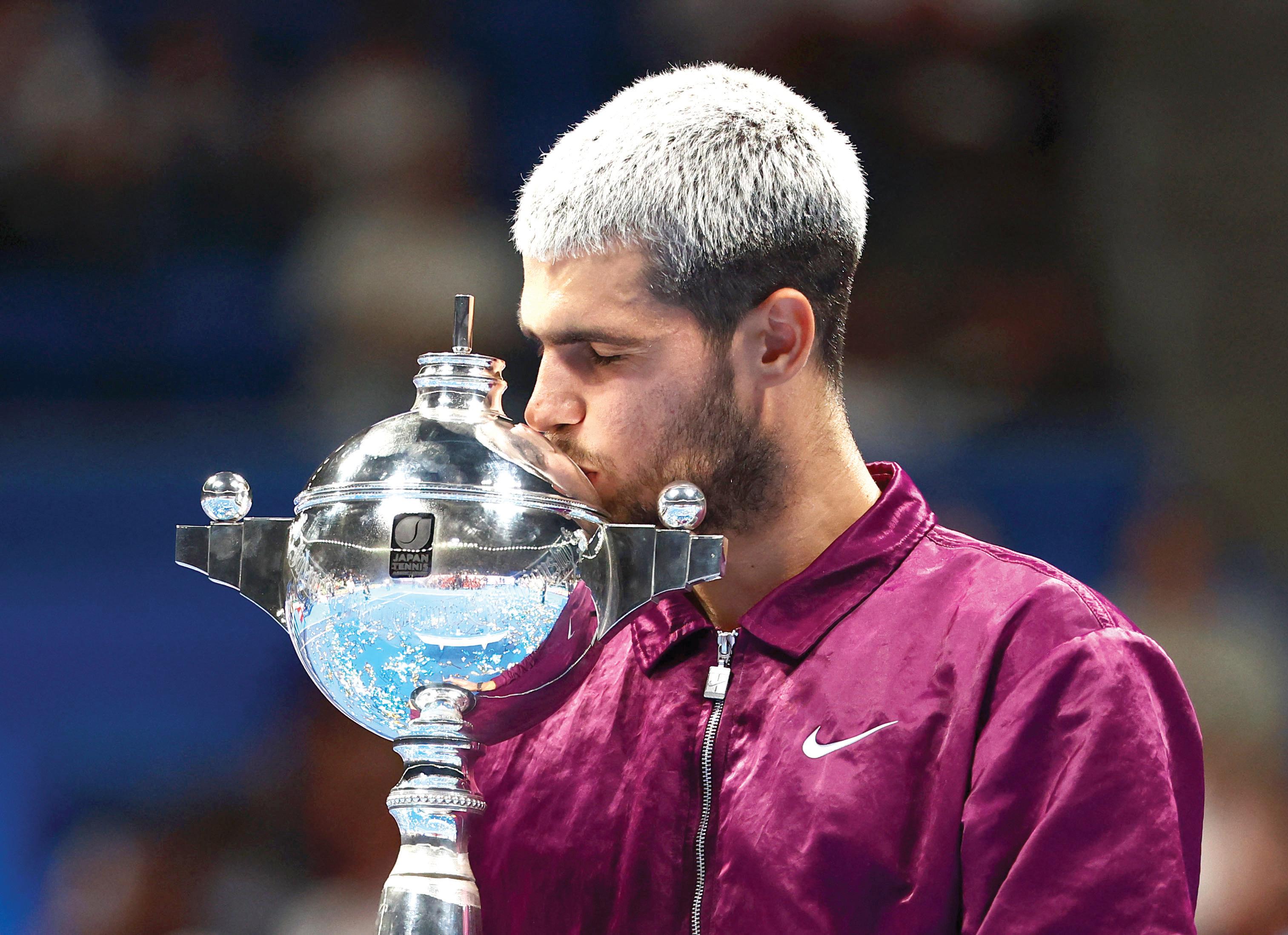 Alcaraz beats Fritz in Tokyo for his eighth title of season