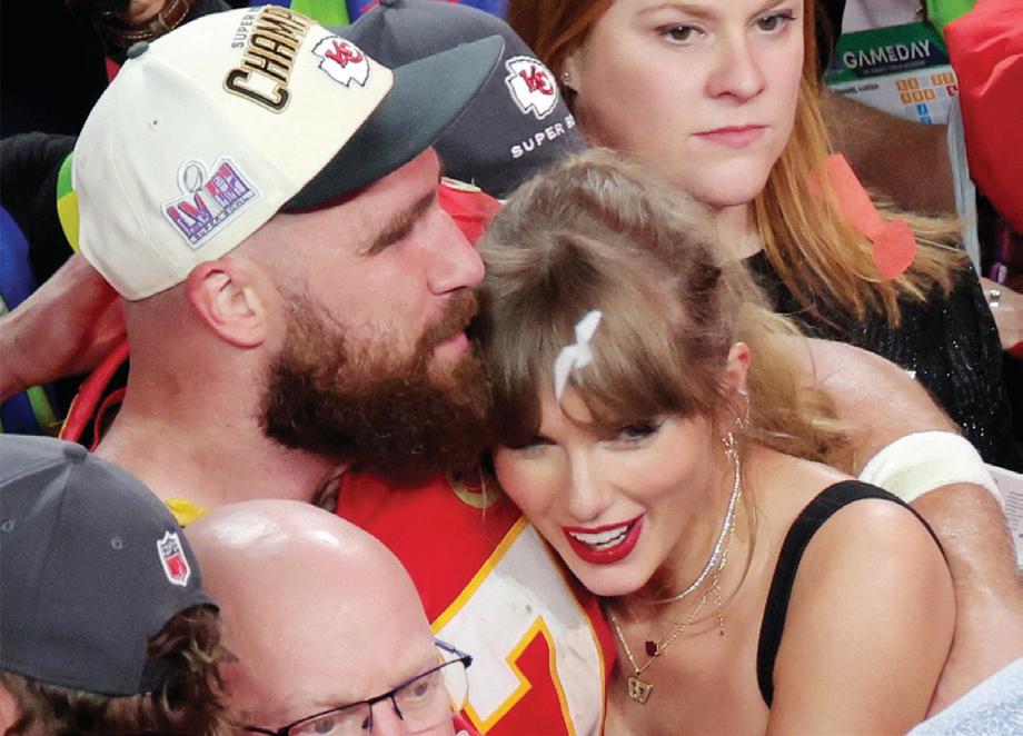 Taylor Swift makes a dash for NFL game to support Travis Kelce