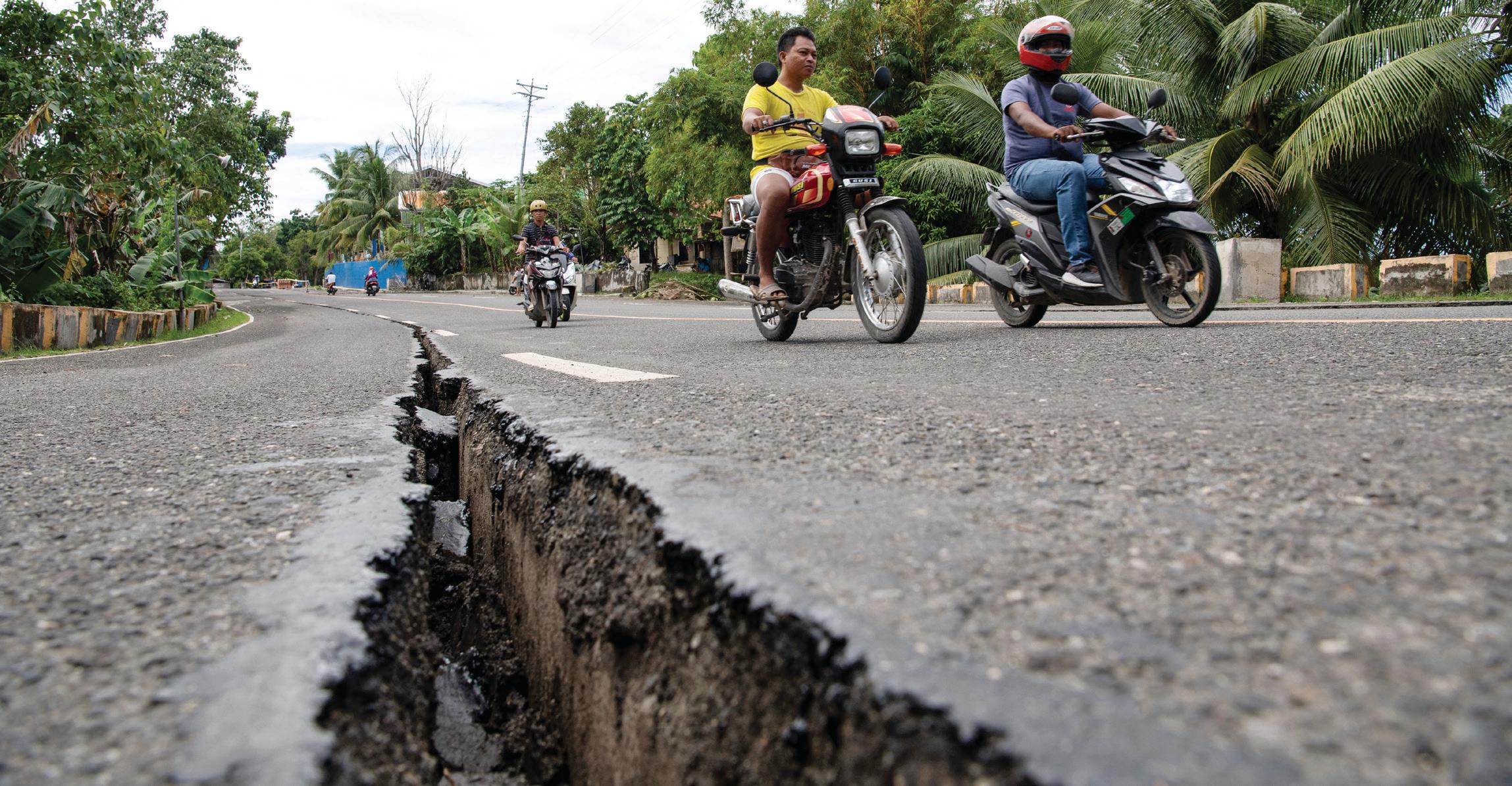 Philippine quake wreaks havoc