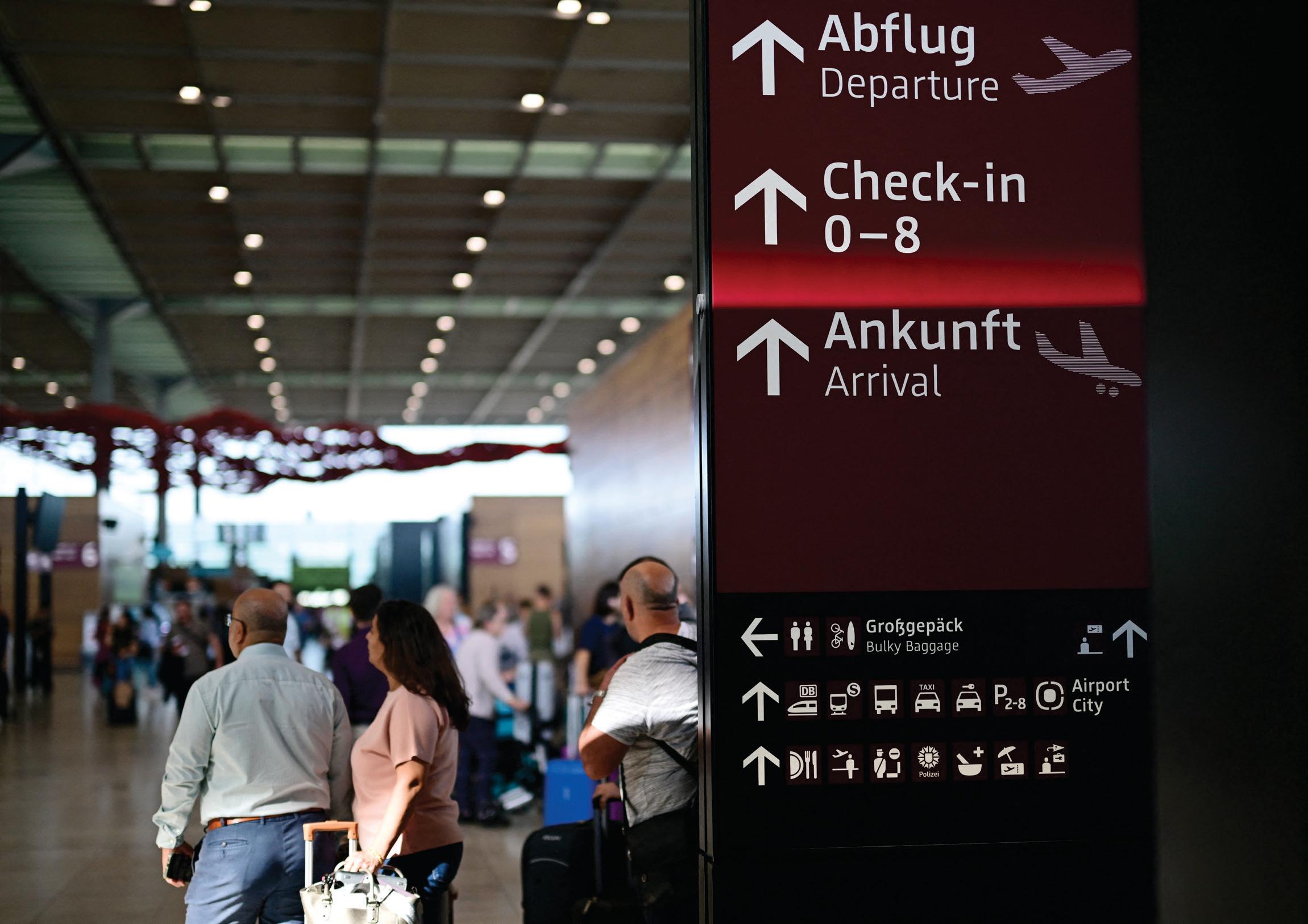 New Schengen system for entry-exit soon