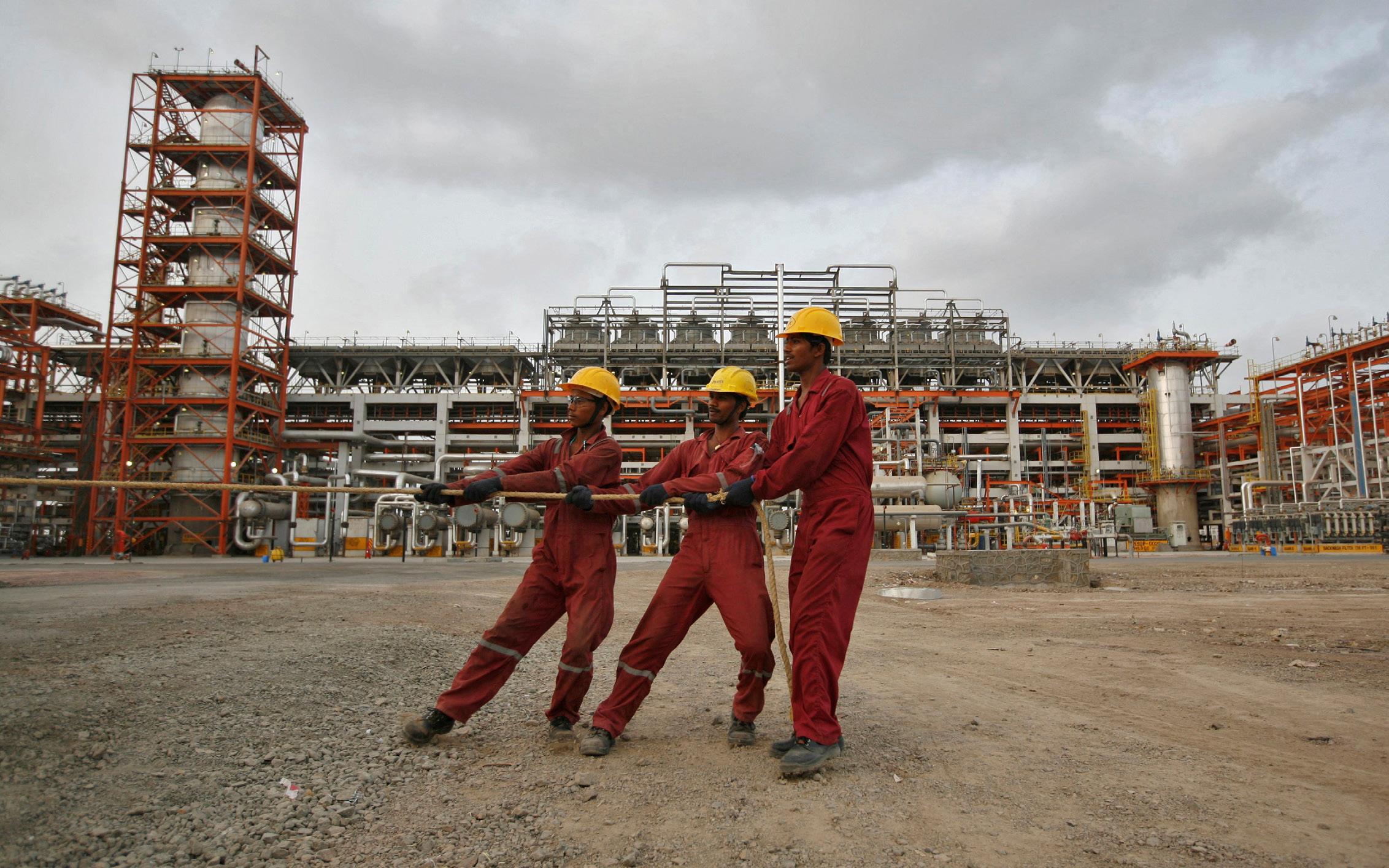 US, UK pressure India, China to cut Russian oil