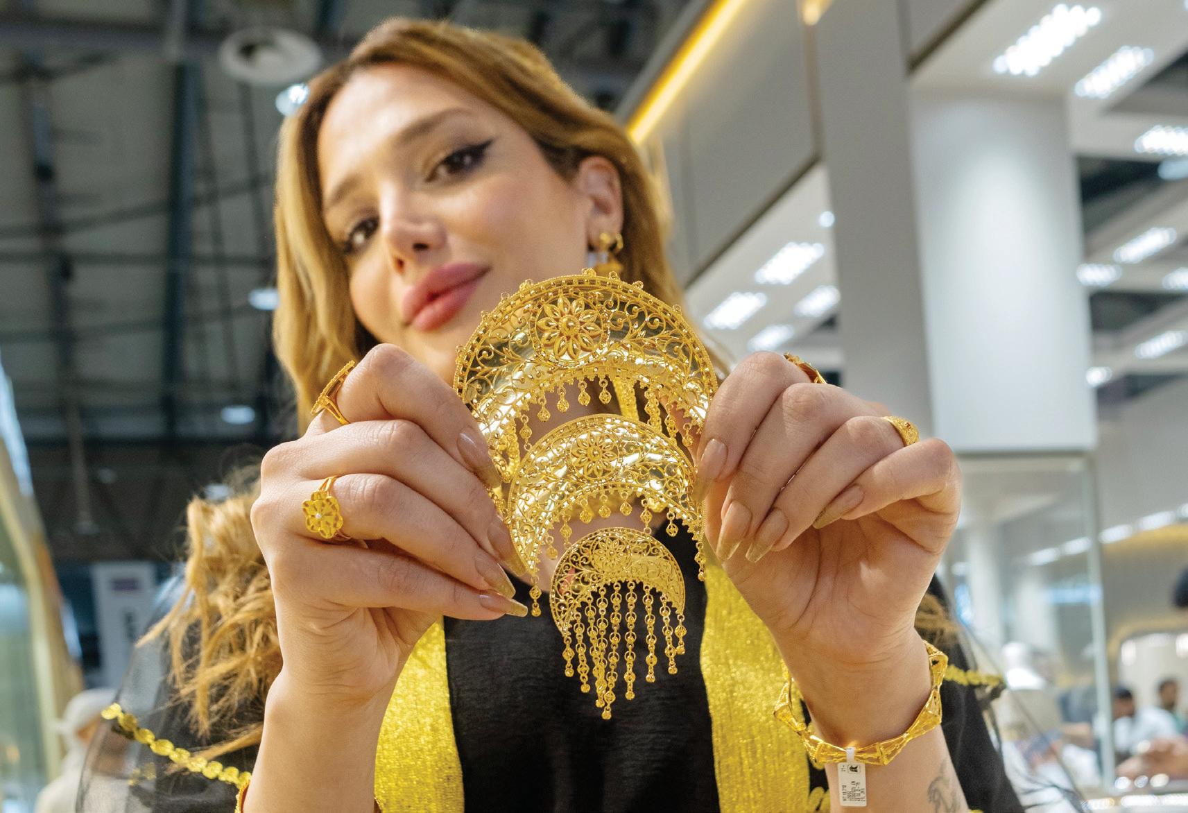 Analysts see $5k gold, explain current calm