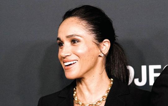 Meghan sends letter to dad, criticises Daily Mail's presence at his bedside