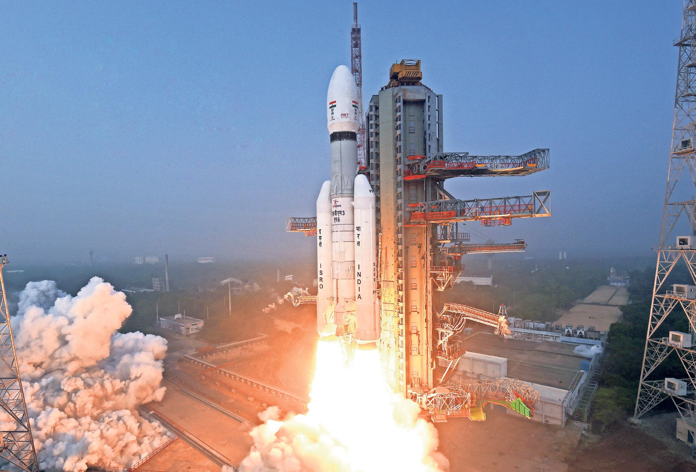 India space agency launches its heaviest-ever satellite