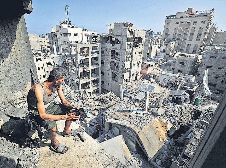 Holding consultations on Gaza truce proposal, says Hamas