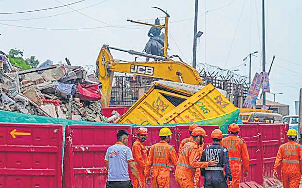45-yr-old man killed as 3 buildings collapse