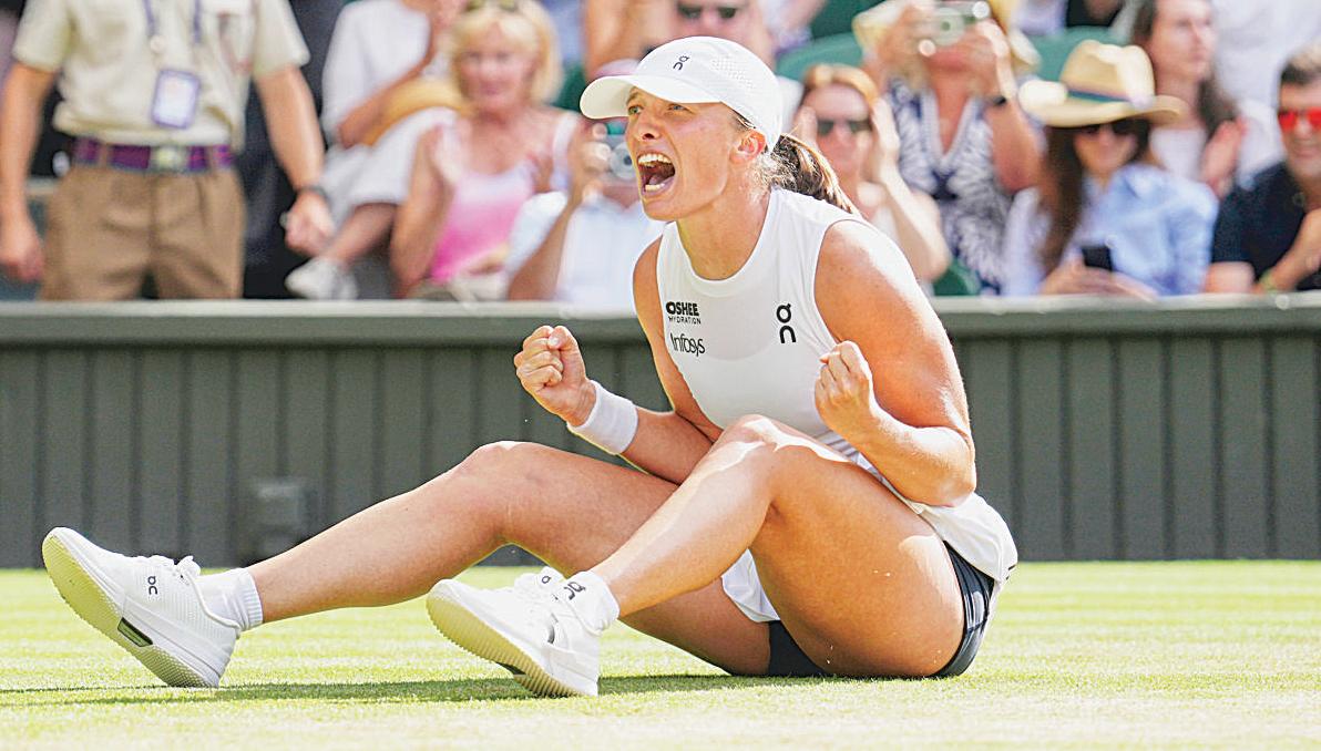 All class on grass: Swiatek runs away with 1st Wimbledon title
