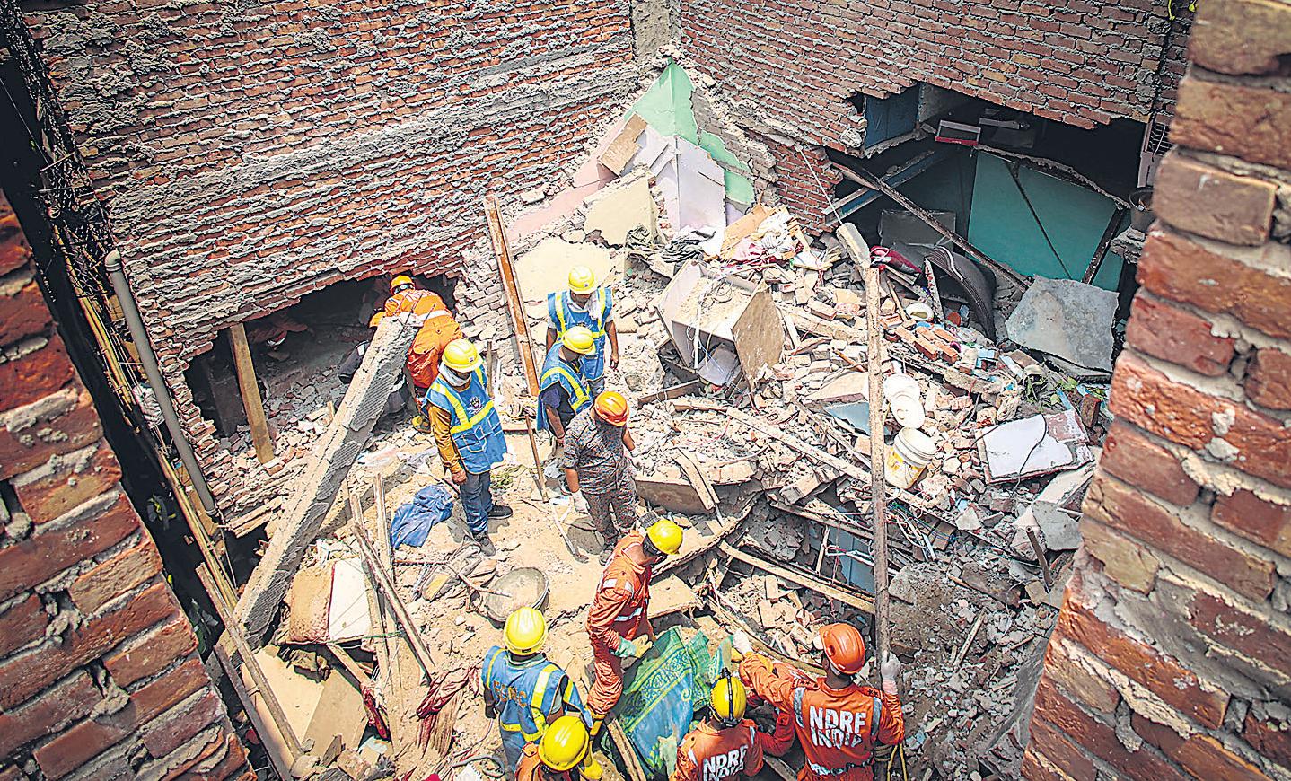 6 of family killed as 4-storey building collapses in Capital