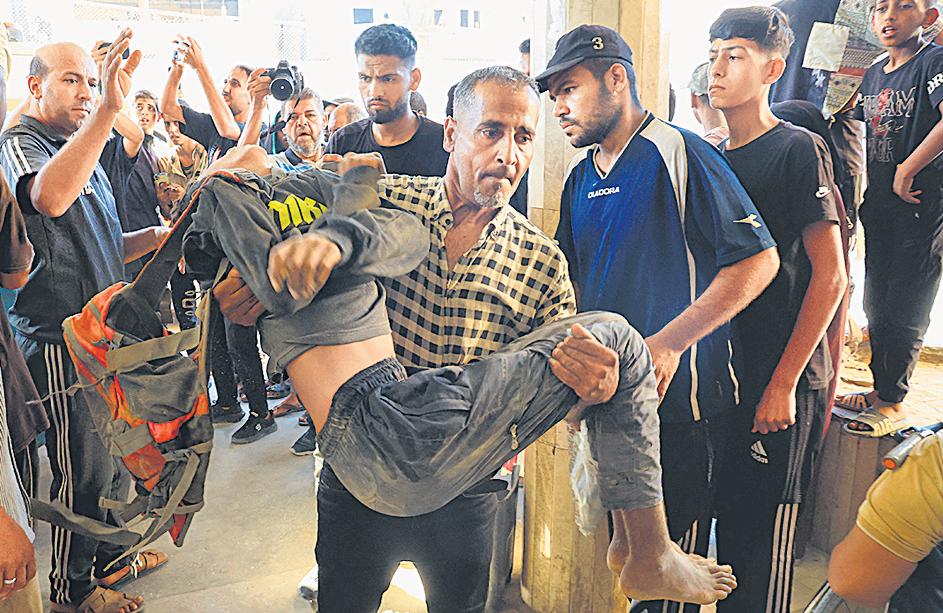 Gaza aid site stampede leaves 19 people dead