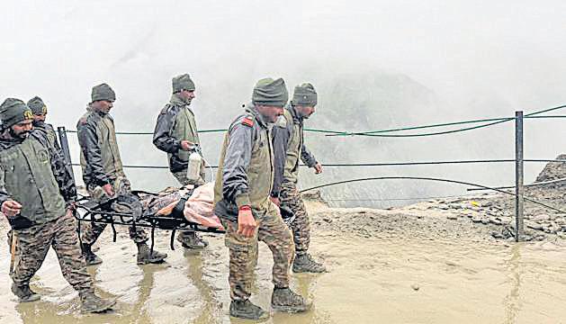 Amarnath Yatra suspended for a day due to heavy rains
