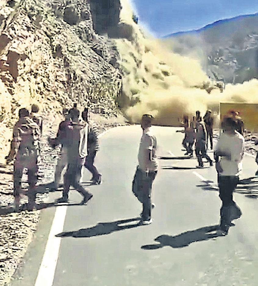 7-member central team in Mandi to assess rain damage