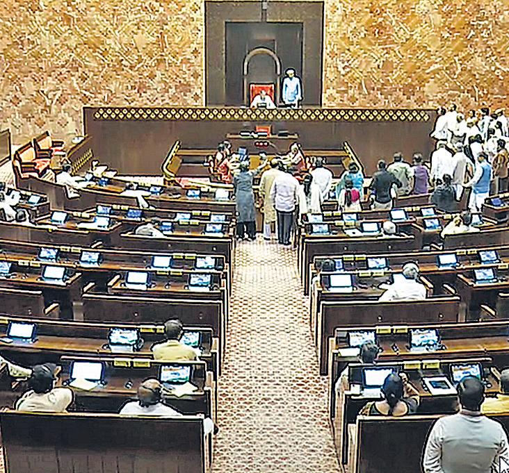 'No move to drop secular, socialist from Preamble'