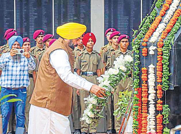 Kargil Vijay Diwas: CM Mann pays tributes to fallen heroes