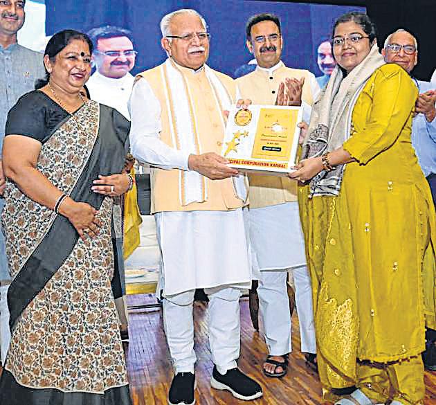 Khattar: Top-ranked cities to mentor low performers