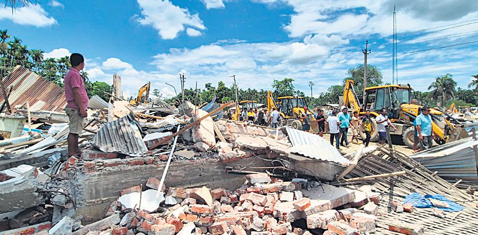 Assam begins drive to raze over 2.6K encroachments