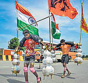 SC to hear plea on QR code order for Kanwar route eateries on Tue