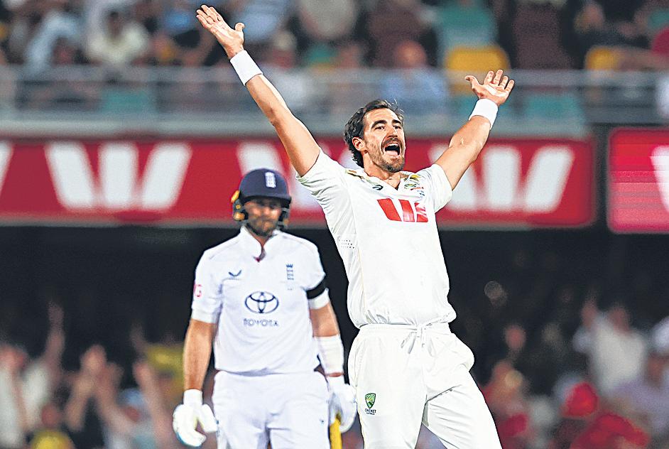 England staring down the barrel under Gabba lights