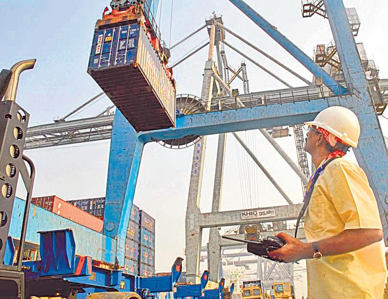 Merchandise exports grow to $38 bn in November