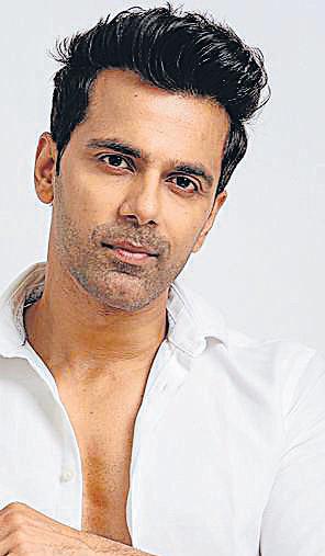I'm bleeding: Anuj assaulted over pet dog, parking in Mumbai