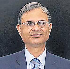 New RBI guv takes over as growth slows, inflation rises