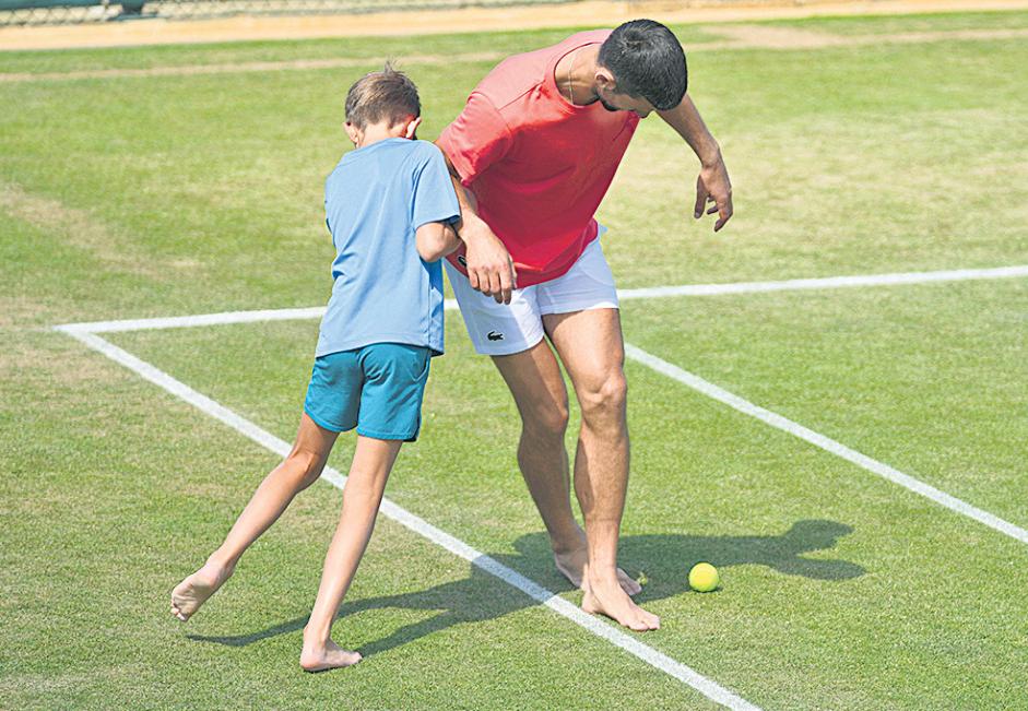 Djokovic eyes Wimbledon history, wounded Jannik Sinner in spotlight