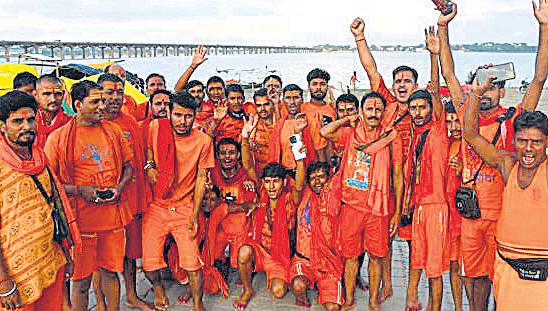 250 CCTV cameras, dedicated lane for Kanwarias, Jal Police at Ghats