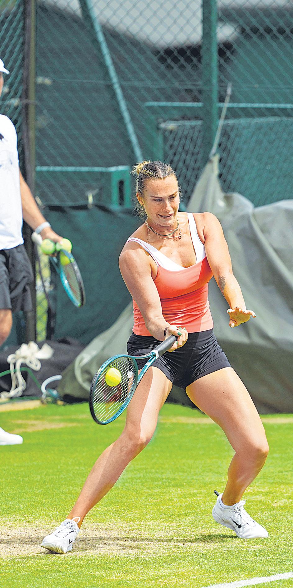 Sabalenka targets Big W final, Swiatek battle looms