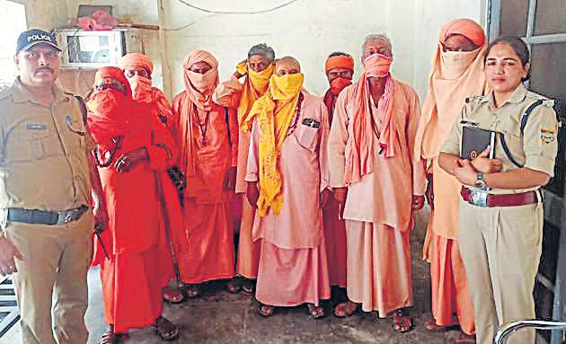 B'desh national among fake seers held: Police