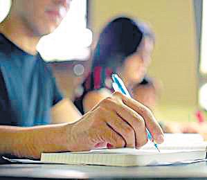 Govt refuses to bow to pressure, merges nearly 10,000 schools