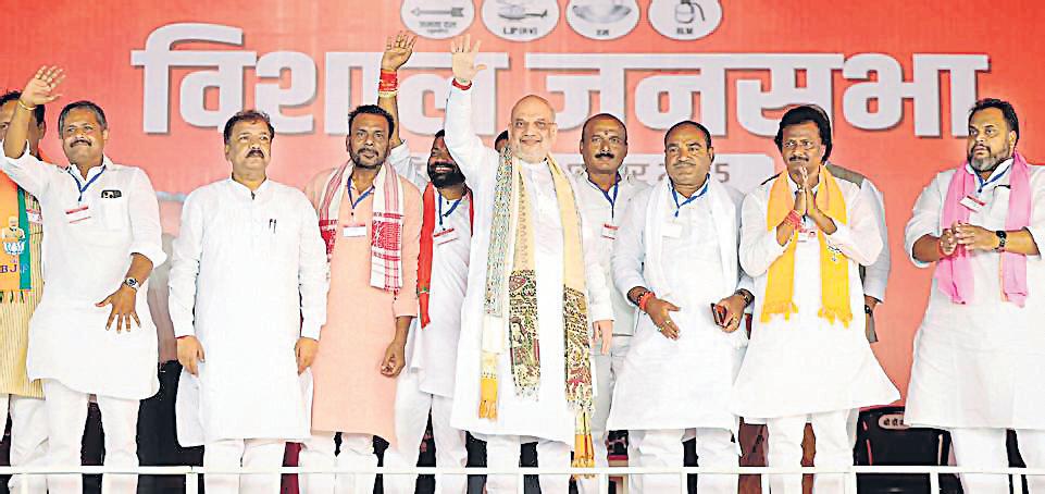All infiltrators will be deported: Amit Shah