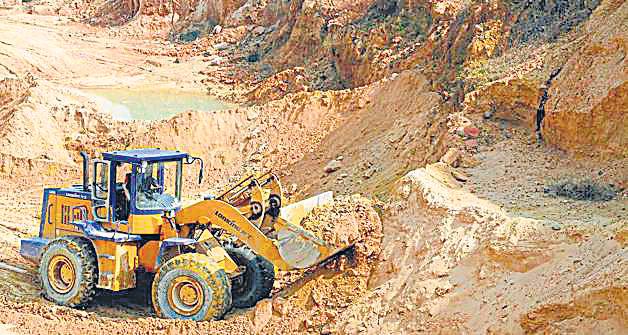 Auto firms may get to use China motors, retain sops