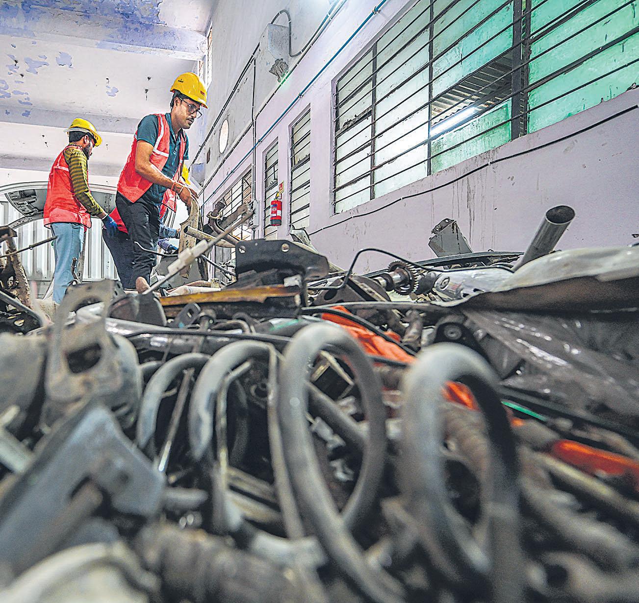 Rust and red tape: Why Delhi's ELV scrappage drive is sluggish