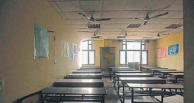 Govt scholarship budgets rise, beneficiaries decrease