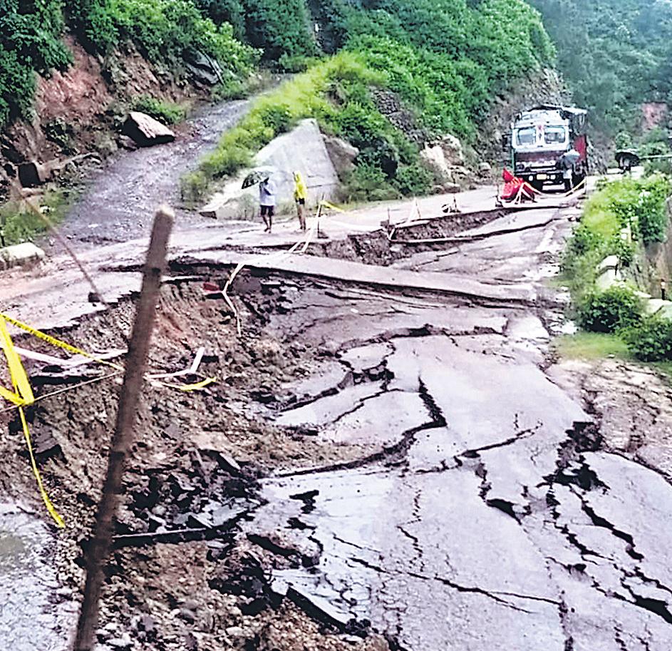 Cloudburst, landslide in J&K kill at least 7