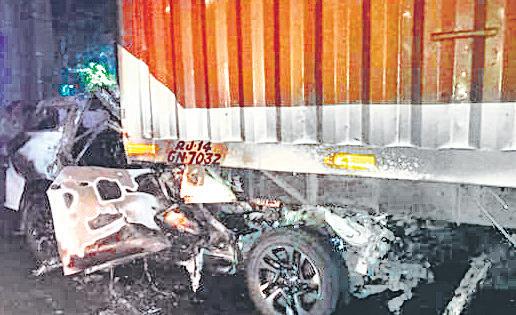 2 die after their SUV hits truck, catches fire; 1 held