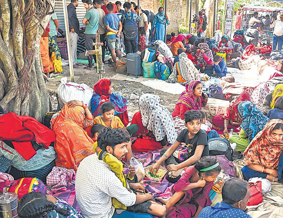 From migration to exodus: Journey of B’deshis as SIR fear grips Bengal
