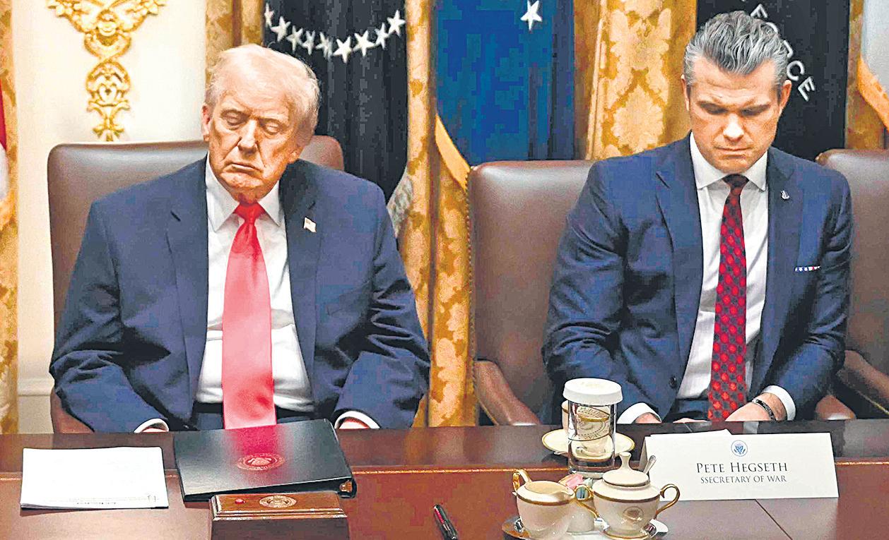 Trump dozes off during Cabinet meeting