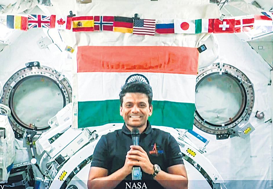 From space station, Shukla leaves children mesmerised