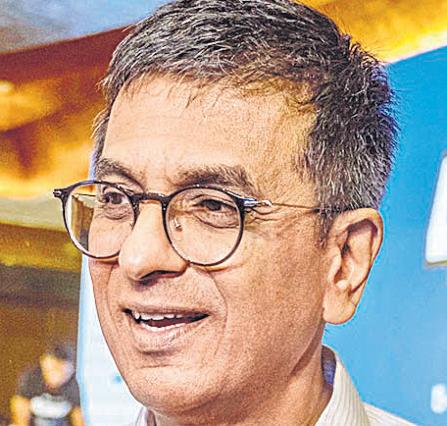 SC wants ex-CJI to leave official bungalow
