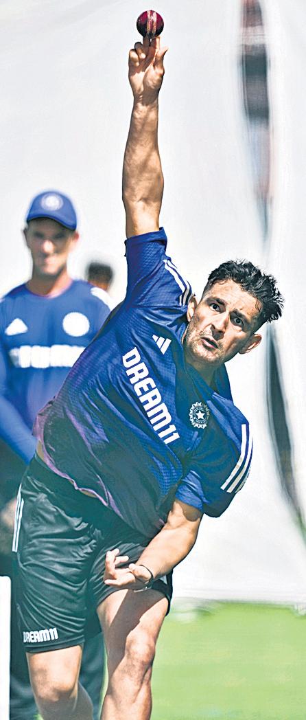 'Kamboj in same variety of pacers as Zaheer, Bumrah'
