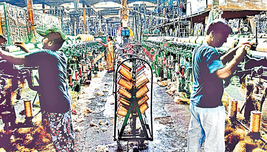 Industrial output growth slows to 4% in August: Govt