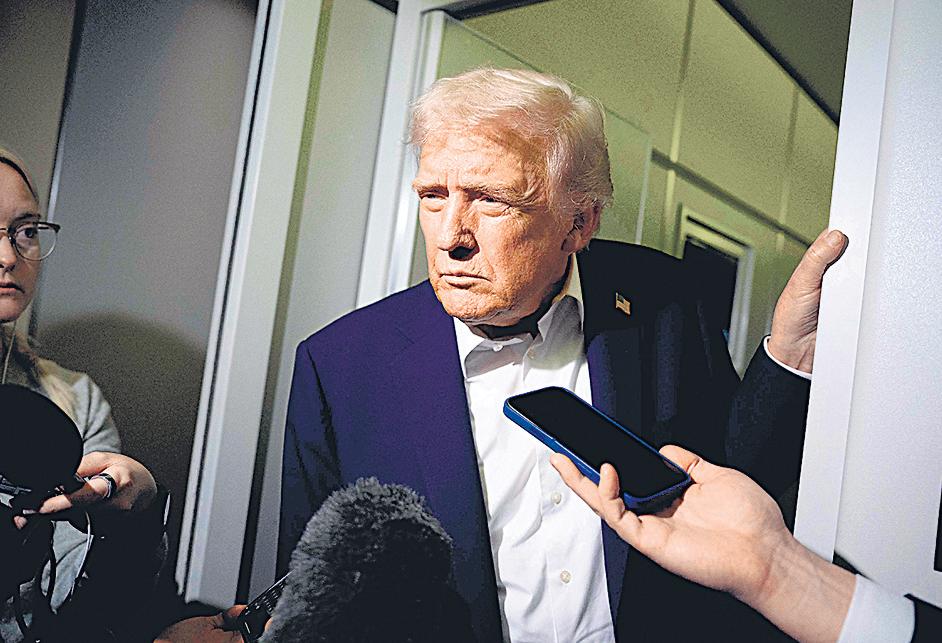 Trump begins Asia tour, likely to meet Xi