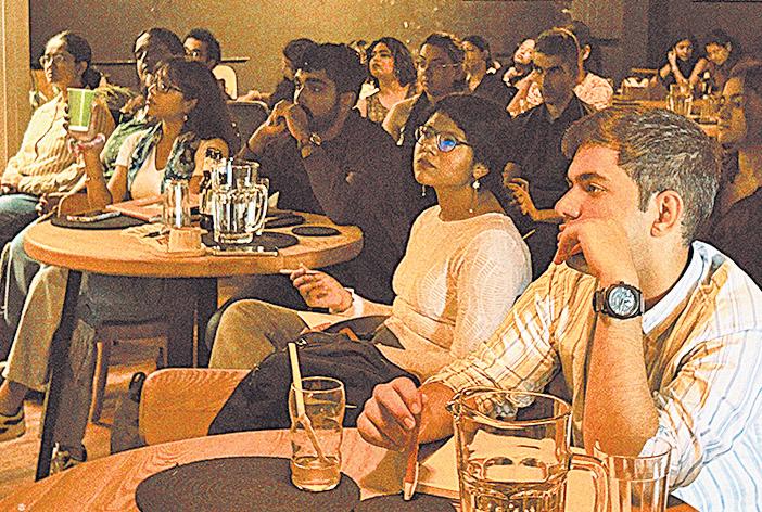 A lecture to sip on