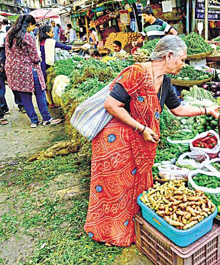 India’s retail inflation rises to 3.4% in March