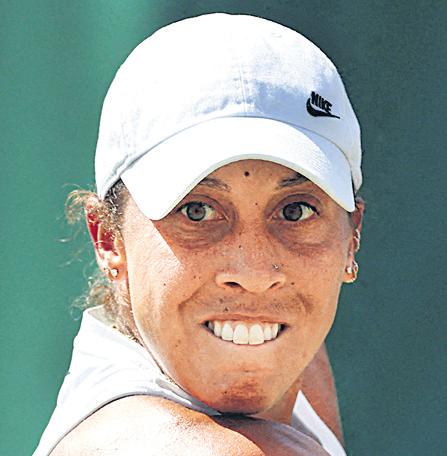 Siegemund stuns Keys as seeds continue to tumble