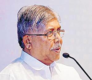 Grateful minister urges alma mater PES education trust to go autonomous